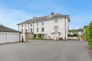 Garages nearby- click for photo gallery